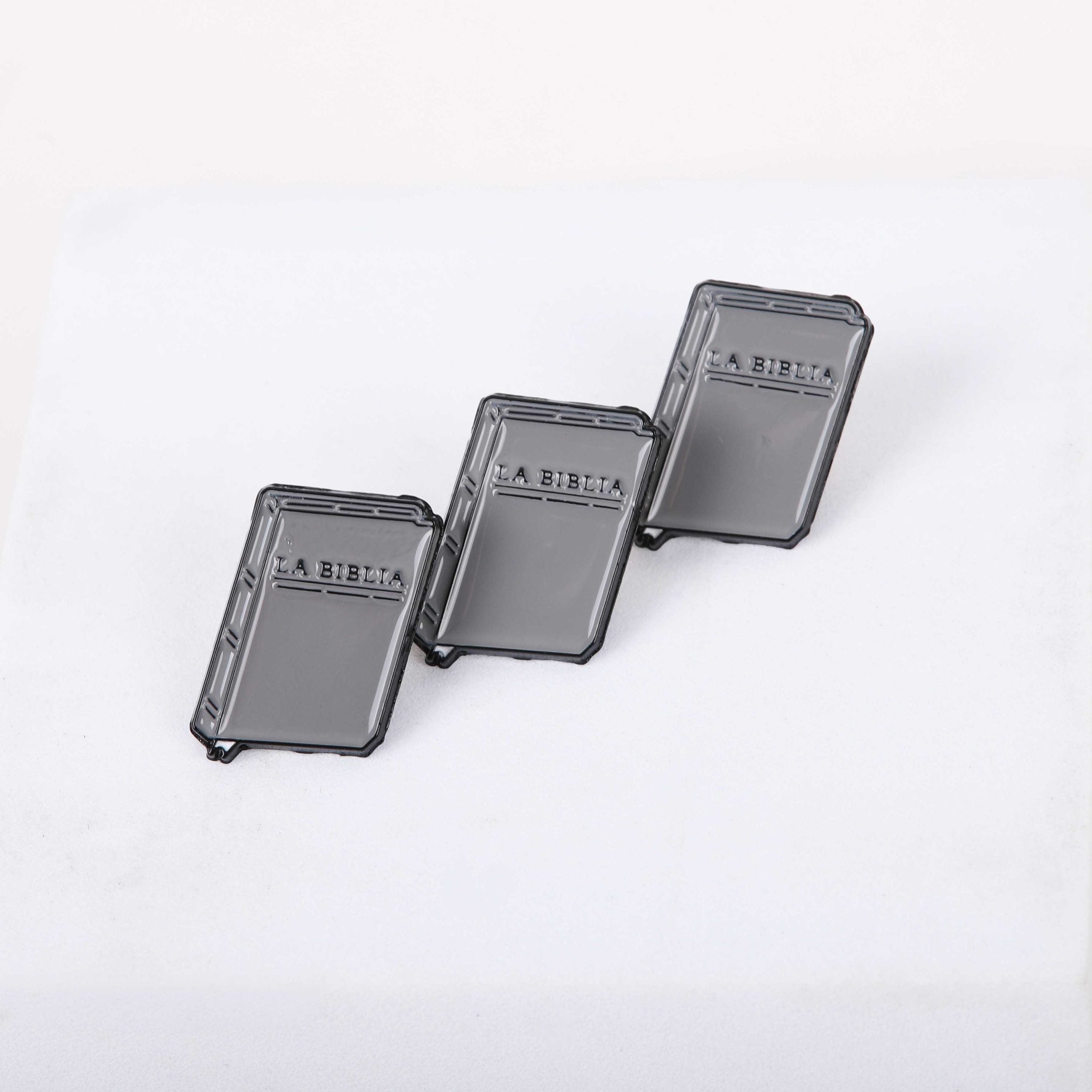PIN ENAMEL HOLY BIBLE SPANISH PK3