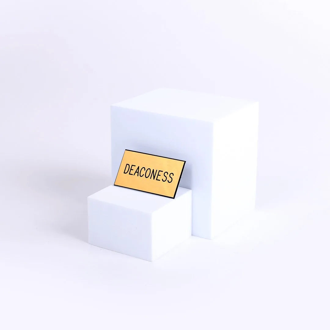 BADGE ENGRAVED DEACONESS GOLD CLIP