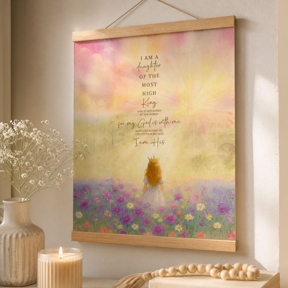 WALL DECOR CANVAS DAUGHTER OF THE KING