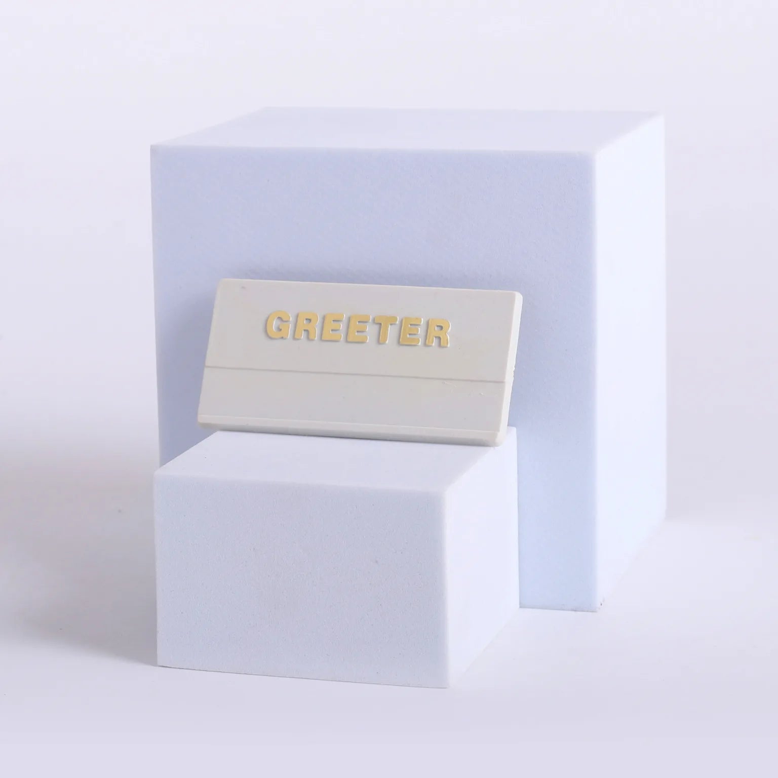 Greeter Letters Badge Greeter White Plastic / Gold Letters Pack of 24 – CFaithS