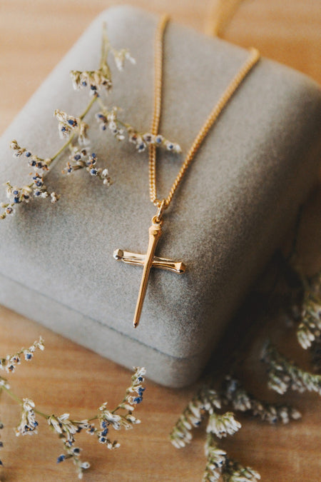 NECKLACE CROSS NAIL GOLD OVER STERLING SILVER 18"