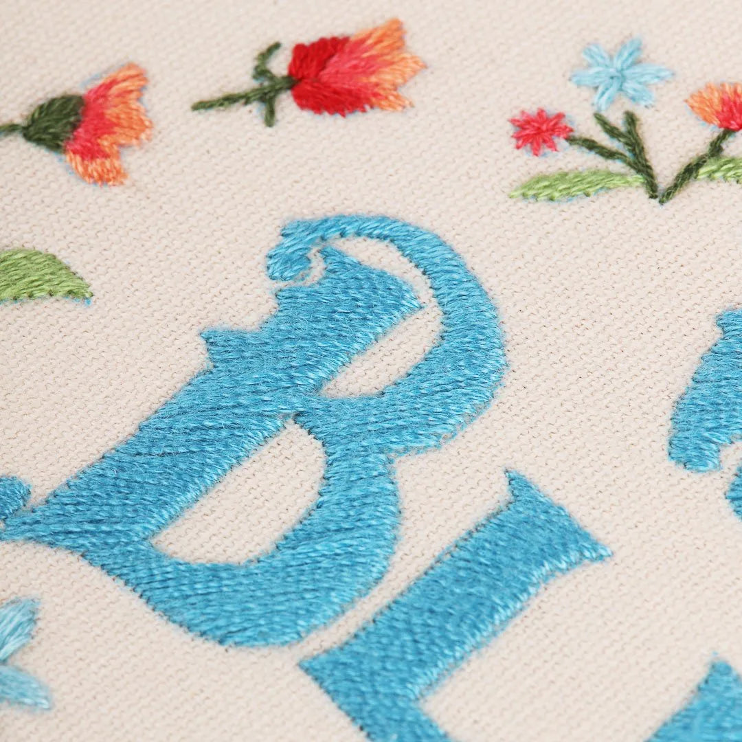EMBROIDERY KIT - BLESS HEART 20.5CM
