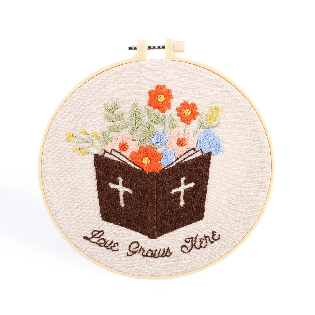EMBROIDERY KIT - LOVE GROWS HERE 20.5CM
