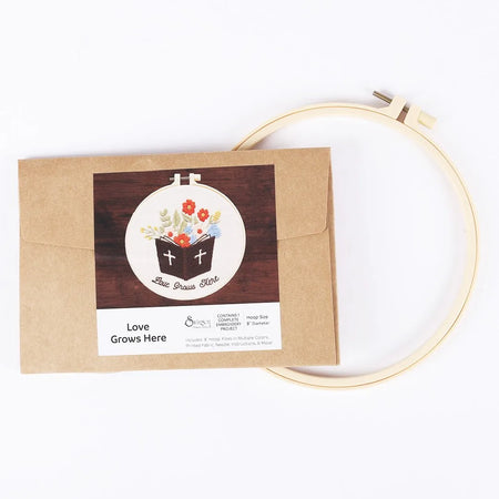EMBROIDERY KIT - LOVE GROWS HERE 20.5CM