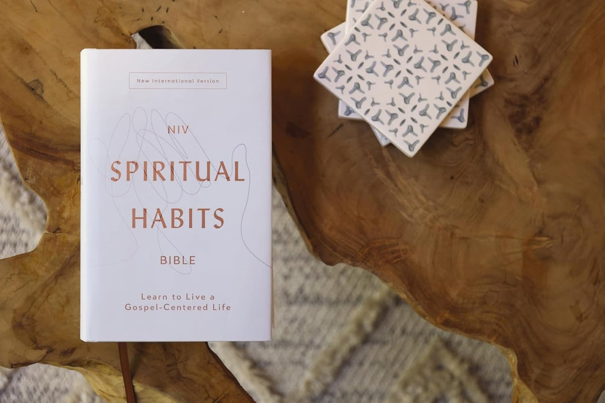 NIV, Spiritual Habits Bible, Red Letter, Comfort Print: Learn to Live a Gospel-Centered Life – Hardcover, product view 3