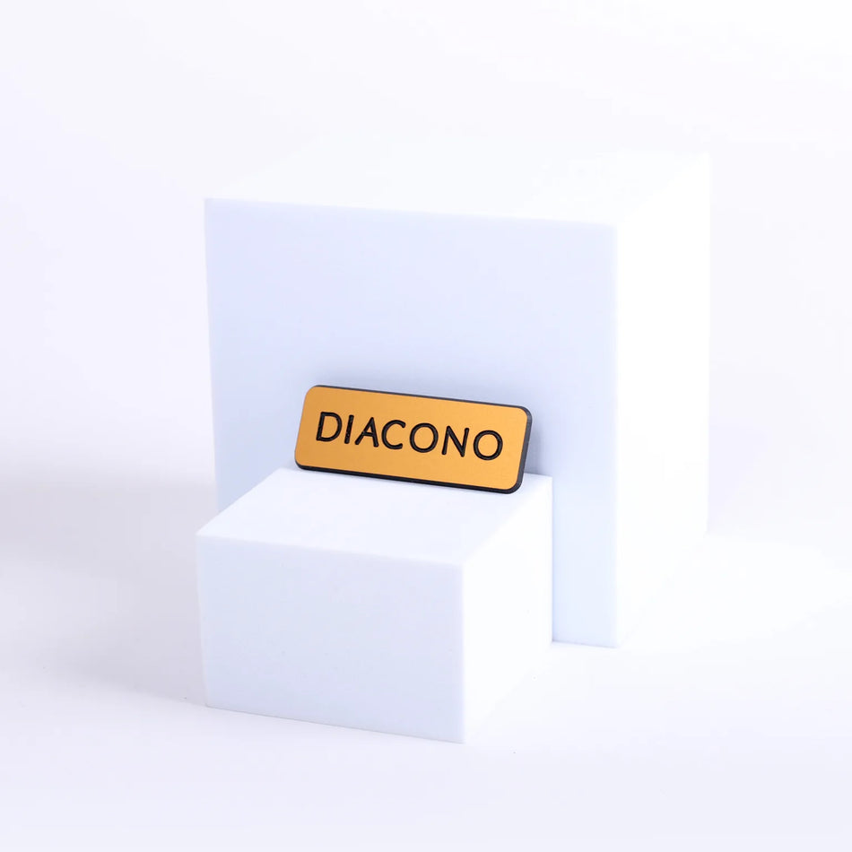 Badge Engraved – Spanish Contemporary Diacono/Deacon – Gold Pin