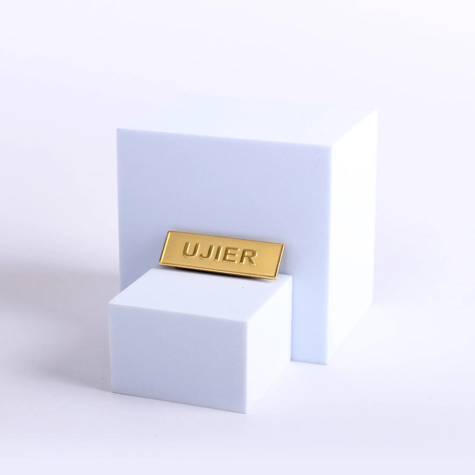 BADGE SPANISH UJIER / USHER METAL GOLDTONE MAGNET