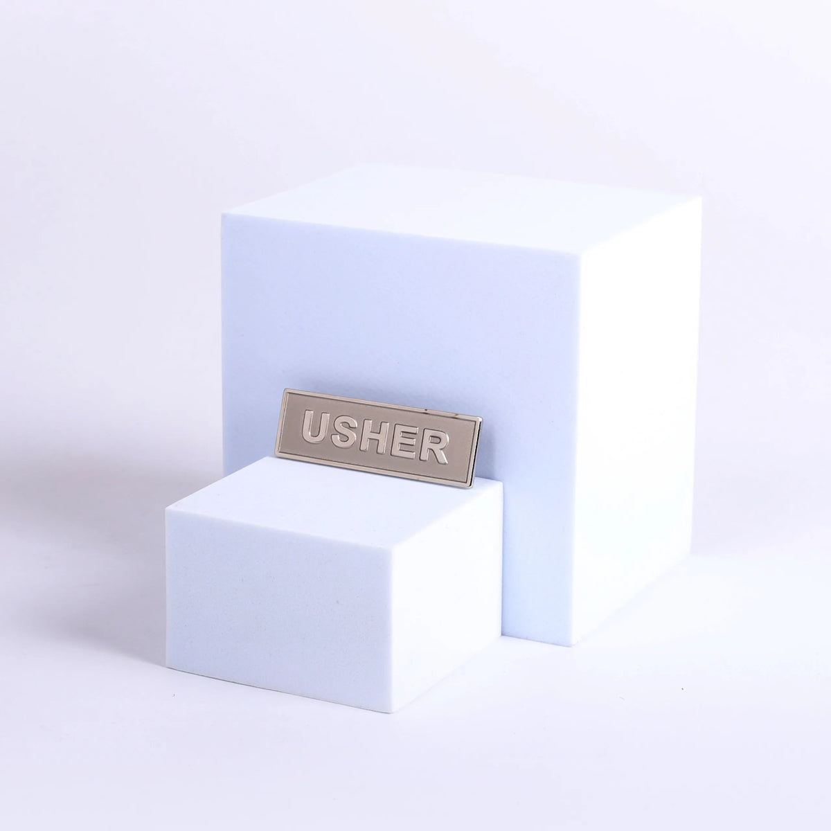 BADGE METAL USHER SILVERTONE PIN