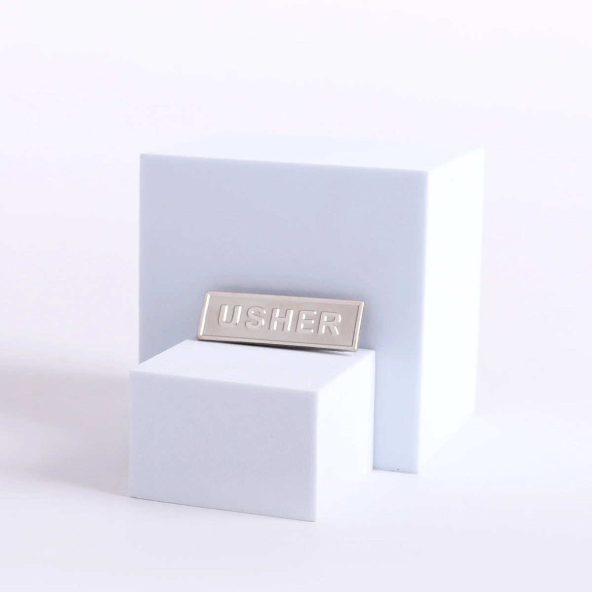 BADGE METAL USHER SILVERTONE MAGNET