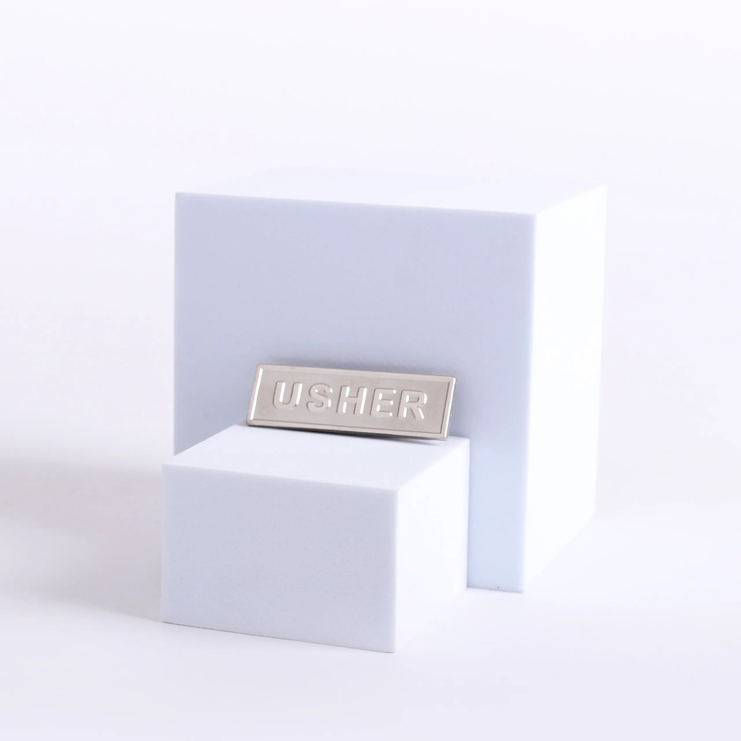 BADGE METAL USHER SILVERTONE MAGNET