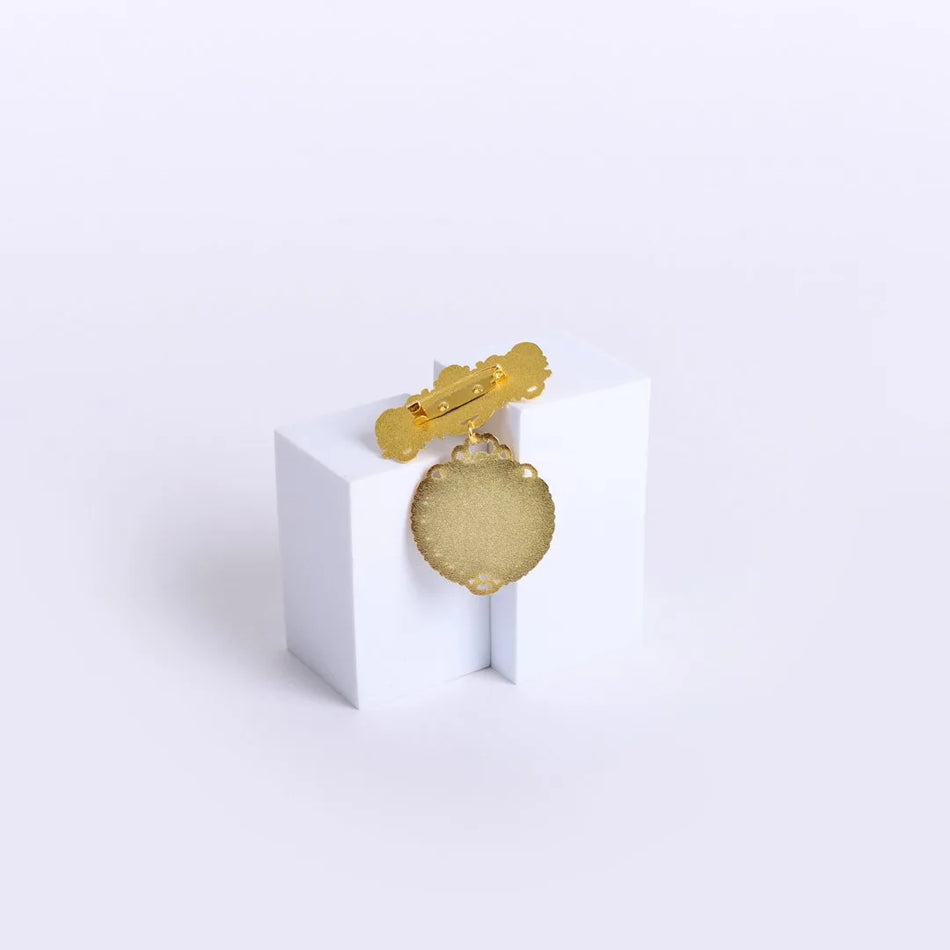 Badge Fancy Round Deacon Shaking Hands Pin