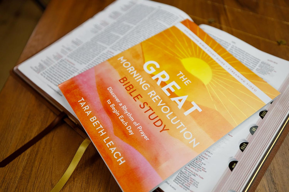 The GREAT Morning Revolution Bible Study Guide plus Streaming Video: Discover a Rhythm of Prayer to Begin, product view 4