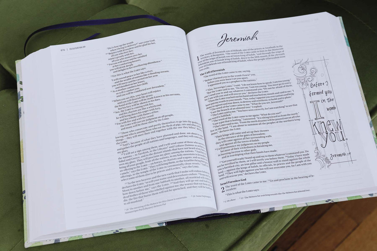 NIV, Beautiful Word Coloring Bible, Large Print: Hundreds of Verses to Color – Leathersoft™ Large Print, product view 10