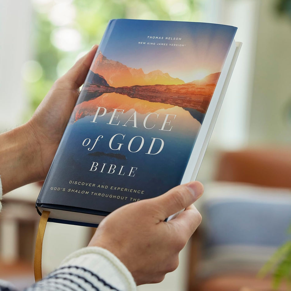 Peace of God Bible: Discover and Experience God's Shalom Throughout the Bible, product view 2