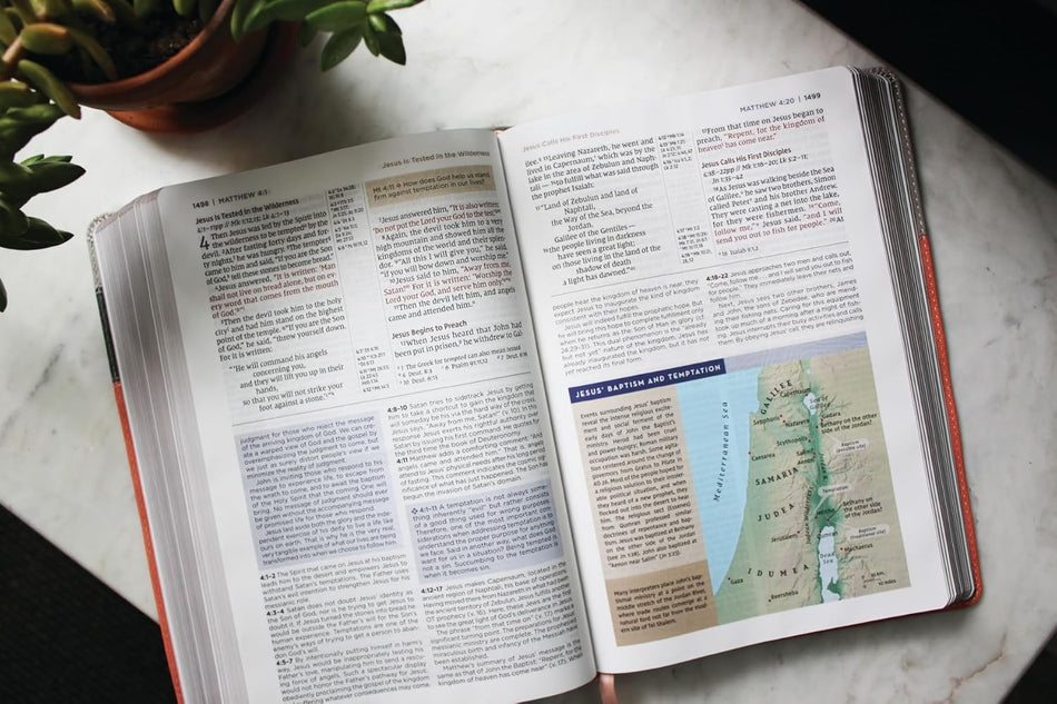 NIV Application Bible, Red Letter, Comfort Print: Bringing the Ancient Message of the Bible into Your World, product view 2
