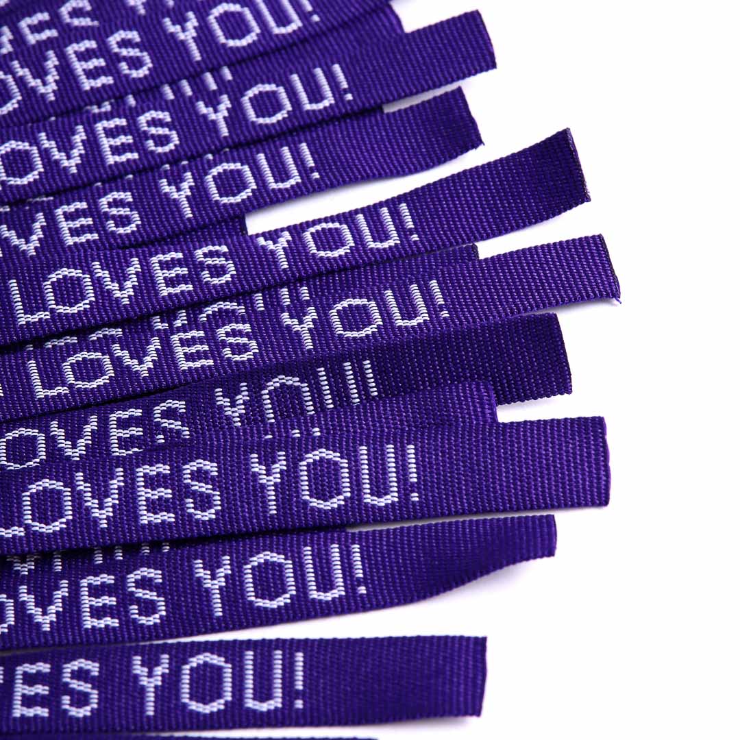 BRACELET WOVEN GOD LOVES YOU PURPLE PK25