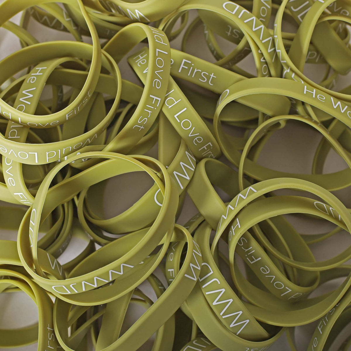 BRACELET SILICONE WWJD HE WOULD SAGE PK100