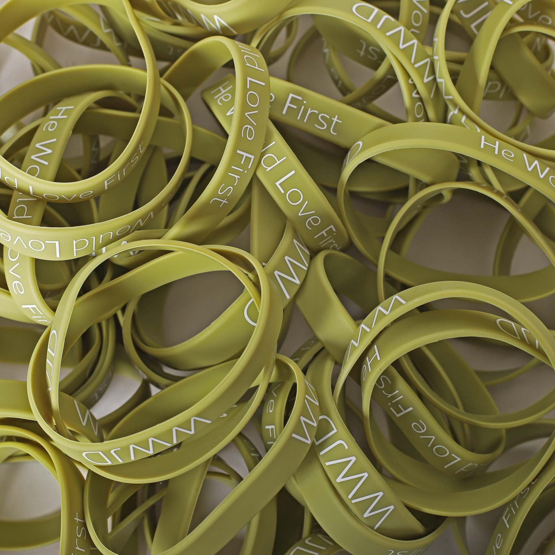 BRACELET SILICONE WWJD HE WOULD SAGE PK100