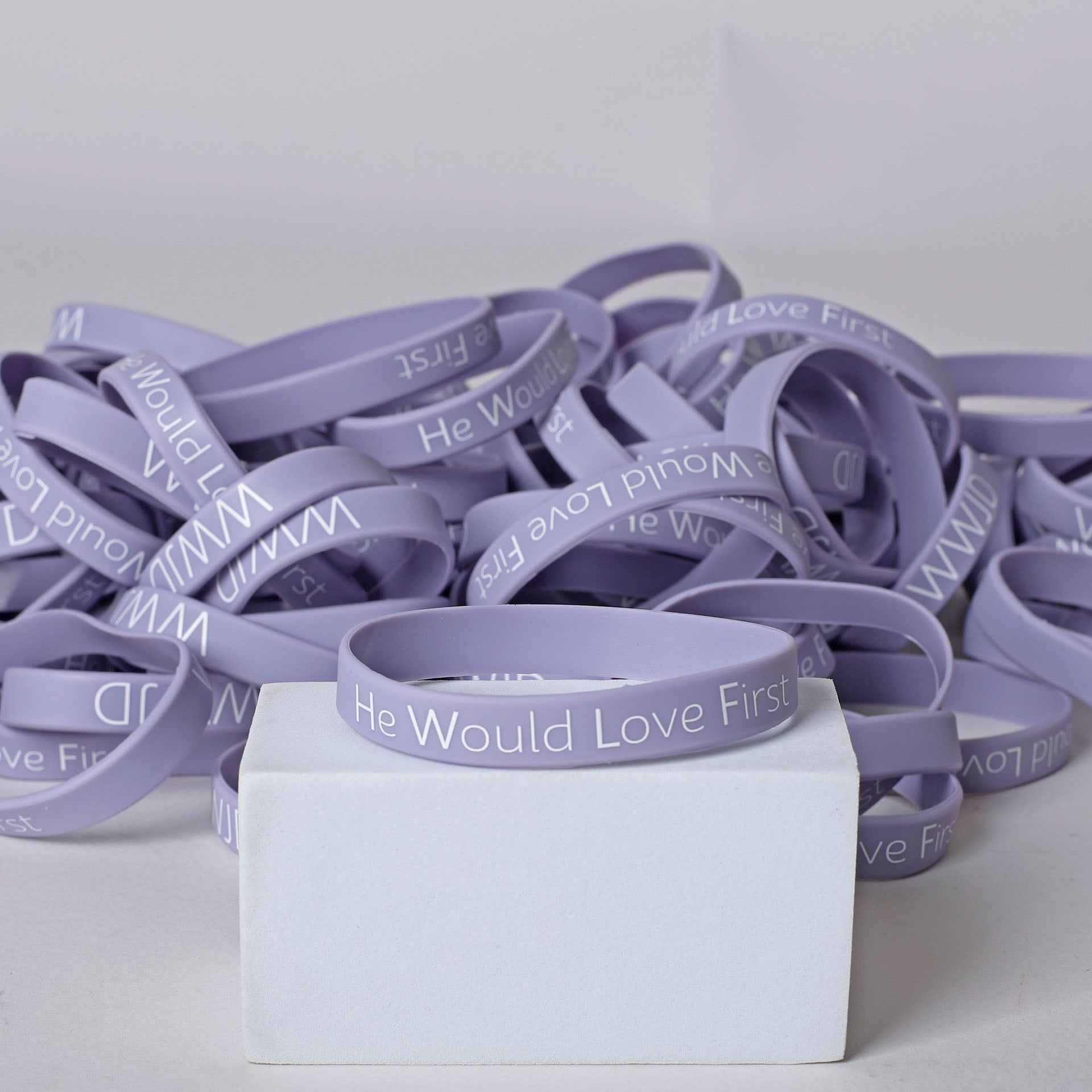 BRACELET SILICONE WWJD HE WOULD VIOLET PK100