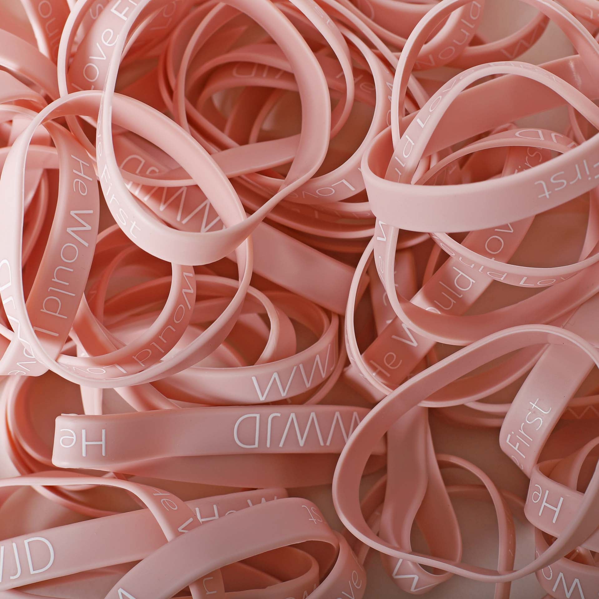 BRACELET SILICONE WWJD HE WOULD BLUSH PK100