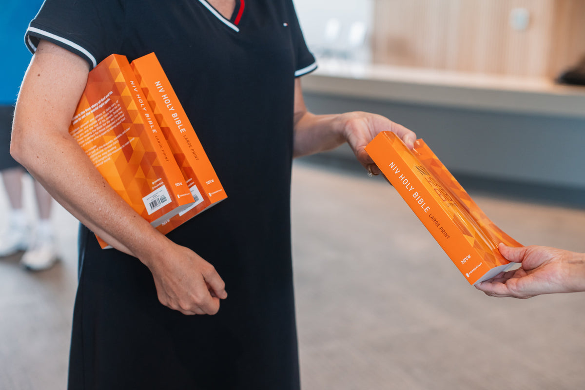 Outreach Bible (NIV) - Large Print - Paperback by HarperCollins, product view 6