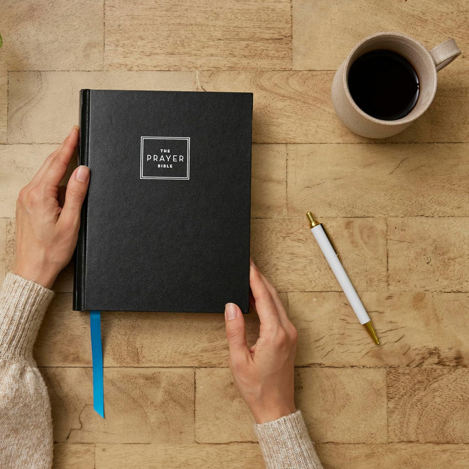 The Prayer Bible: Pray God’s Word Cover to Cover (NIV, Red Letter, Comfort Print) – Hardcover, Black, product view 2