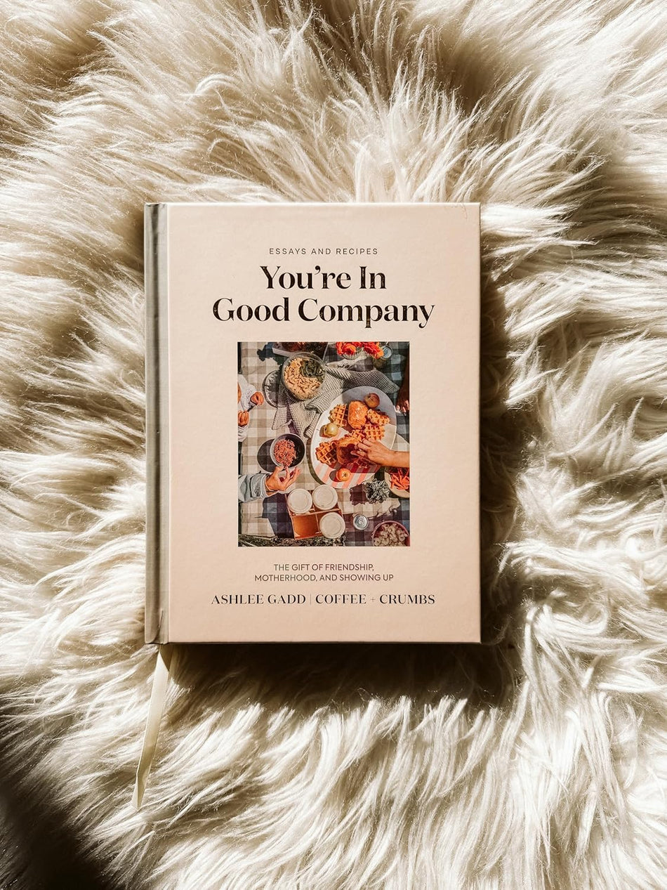 You're In Good Company: The Gift of Friendship, Motherhood, and Showing Up by HarperCollins, product view 2