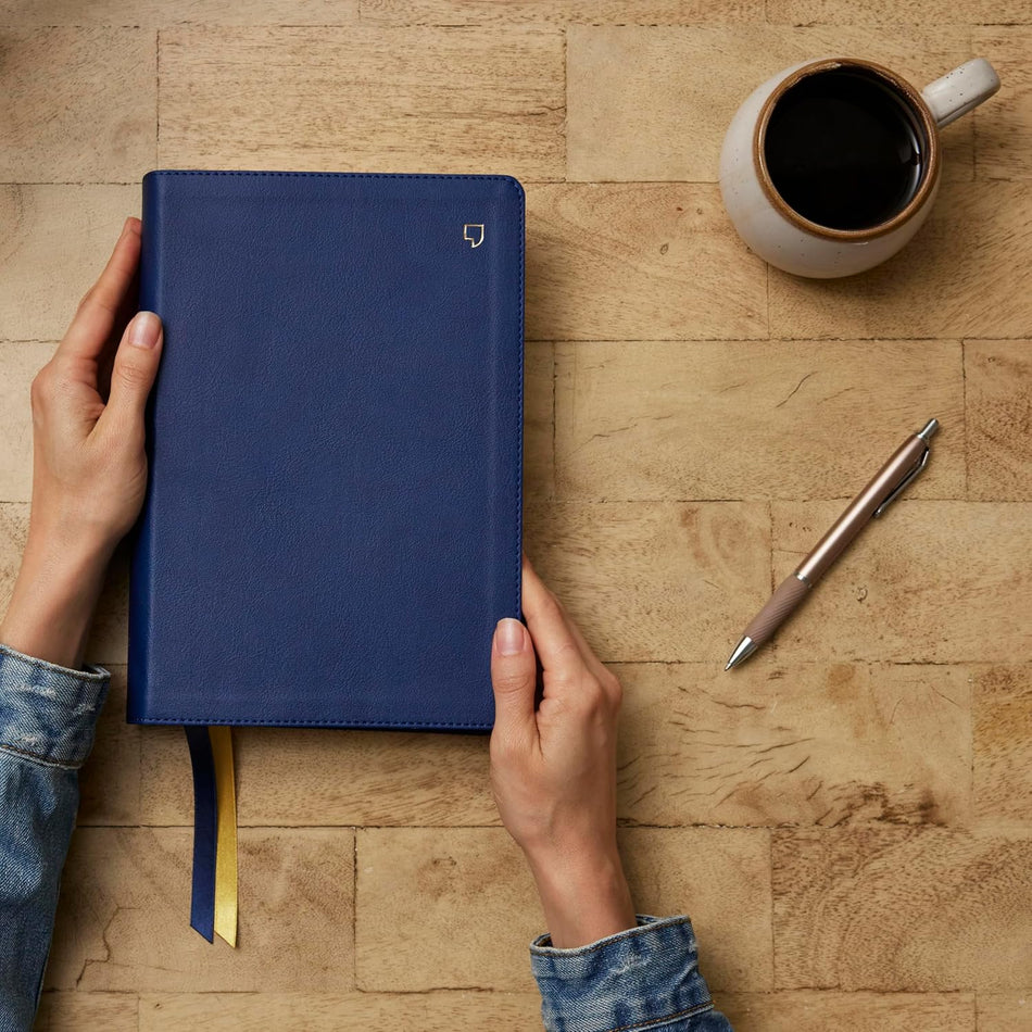 NET Bible, Full Notes Edition (NET, Comfort Print): Holy Bible – Leathersoft™, Blue, Thumb Indexed, product view 2