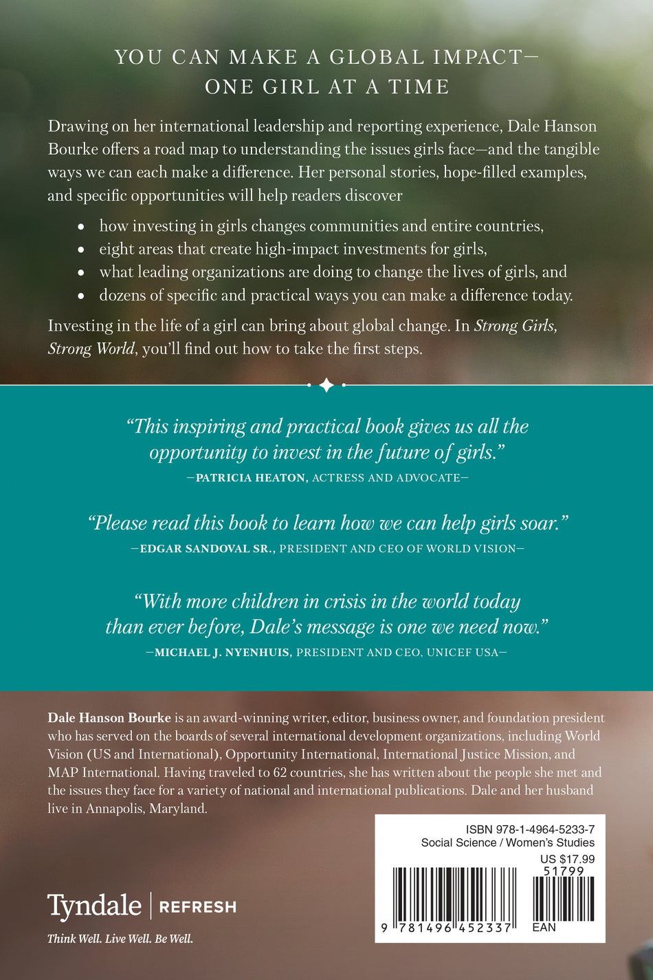 Strong Girls, Strong World by Tyndale, product view 2