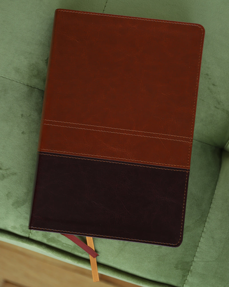 NIV, Reference Bible, Giant Print, Red Letter Edition, Comfort Print – Leathersoft™, Brown by HarperCollins, product view 2