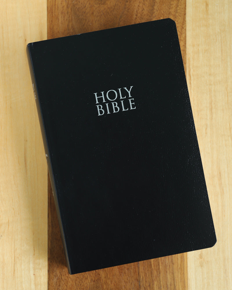 NIV, Gift and Award Bible, Leather-Look, Black, Red Letter, Comfort Print by HarperCollins