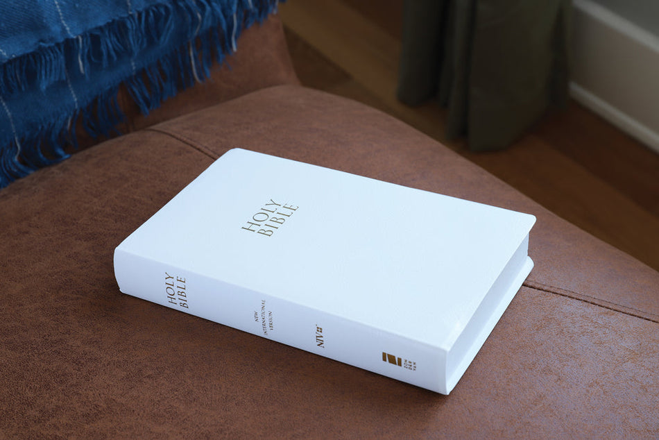 NIV, Gift and Award Bible, Leather-Look, White, Red Letter, Comfort Print by HarperCollins, product view 2