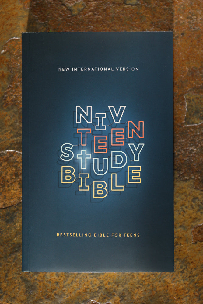 NIV, Teen Study Bible, Comfort Print – Softcover by HarperCollins, product view 2