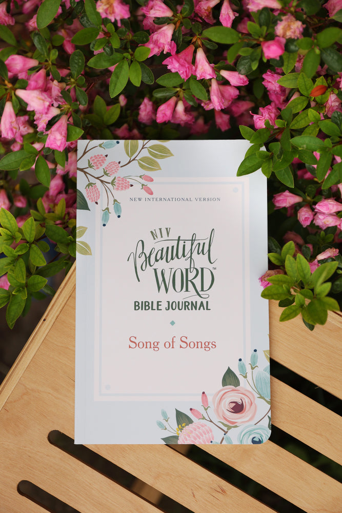 Beautiful Word Paperback Bible Journal (NIV) - Song of Songs by HarperCollins, product view 2