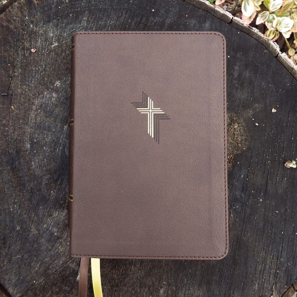 NIV, Larger Print Compact Bible, Red Letter Edition, Comfort Print – Leathersoft™, Brown by HarperCollins, product view 2