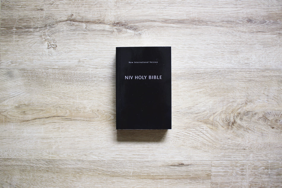 Holy Bible (NIV) - Compact Black Paperback by HarperCollins, product view 2