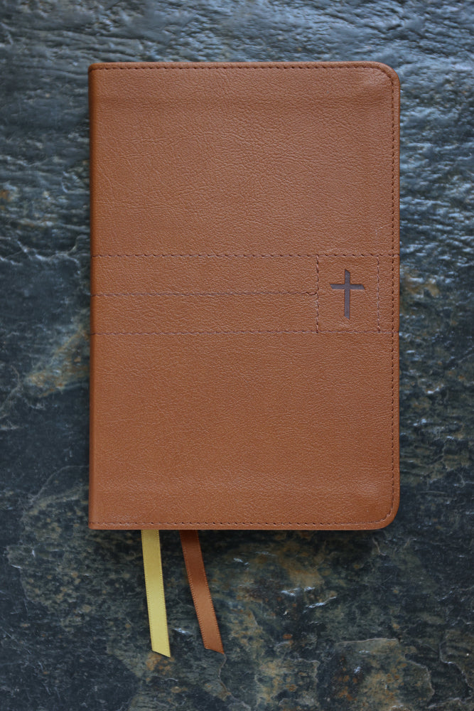 NIV, Thinline Bible, Compact, Red Letter, Comfort Print – Leathersoft™, Brown by HarperCollins, product view 2