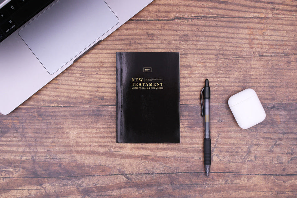 New Testament with Psalms and Proverbs (NIV) - Pocket Sized - Black Paperback by HarperCollins, product view 2