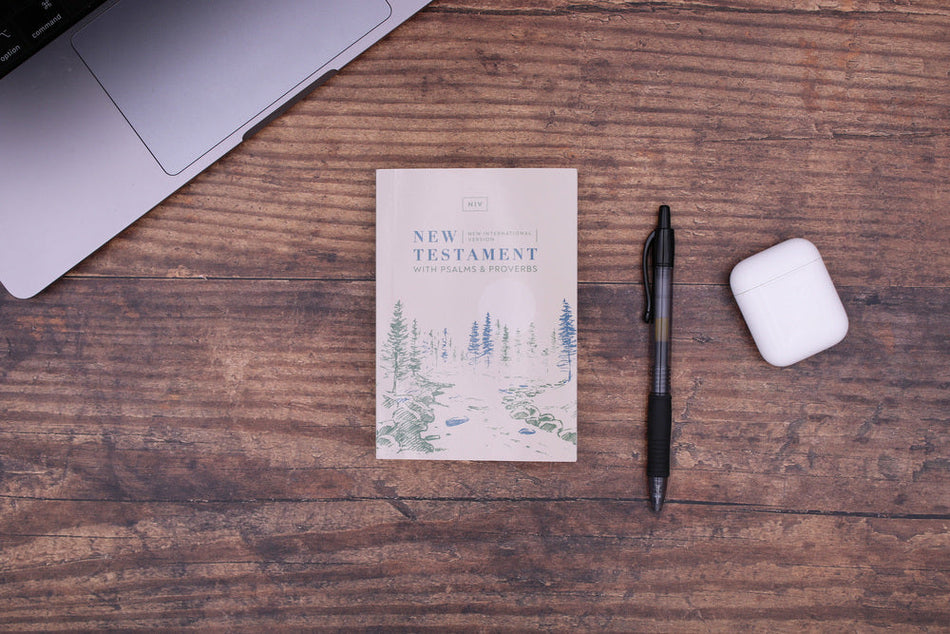 New Testament with Psalms and Proverbs (NIV) - Pocket Sized - Paperback - Tree by HarperCollins, product view 2