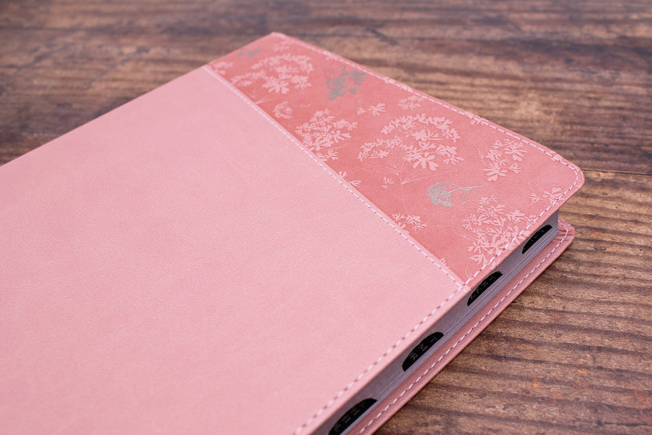 NIV, Thinline Bible, Large Print, Red Letter, Comfort Print – Leathersoft™, Pink, Thumb Indexed, product view 2