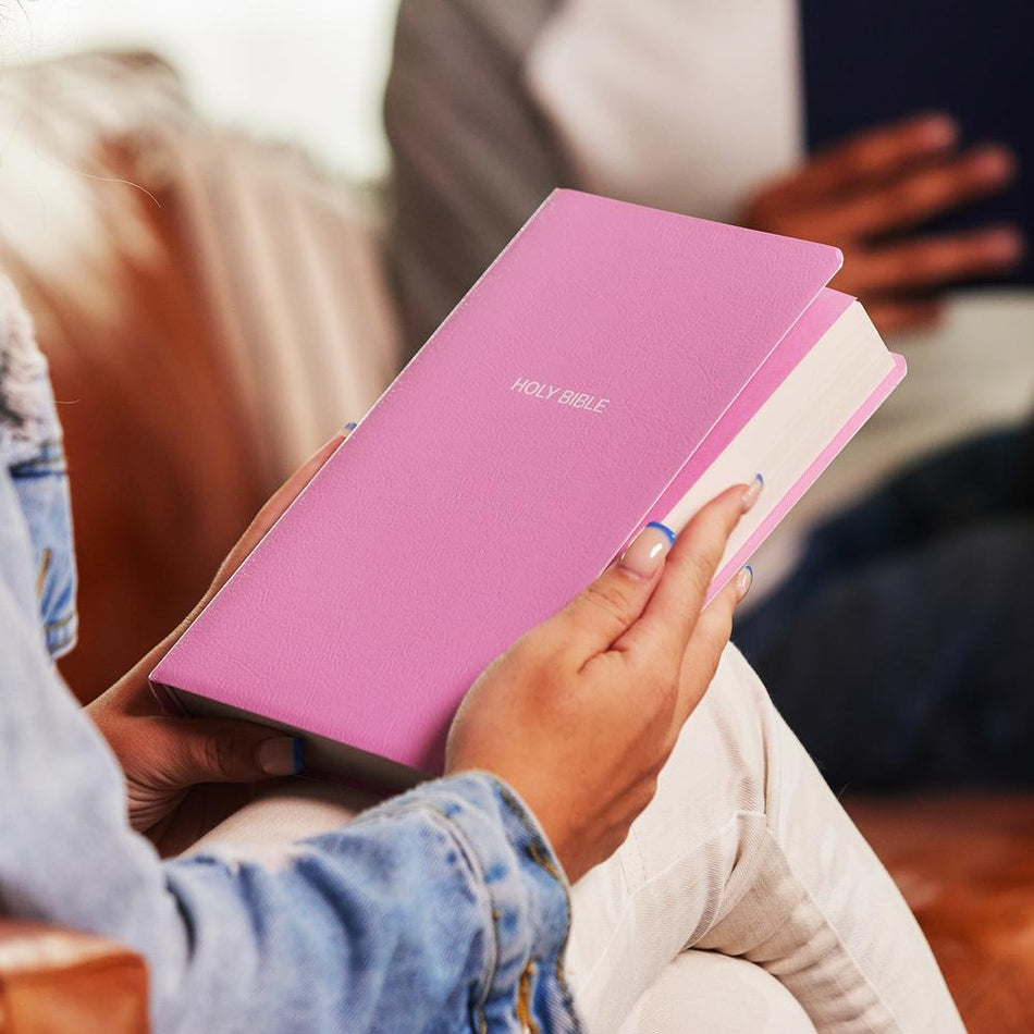 Gift and Award Bible (NKJV) - Red Letter Version - Pink Leather-Look by HarperCollins, product view 2