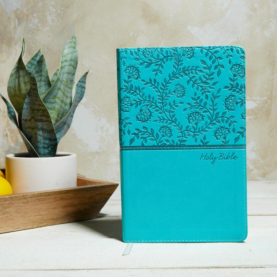 KJV, Deluxe Gift Bible, Red Letter Edition, Comfort Print – Leathersoft™, Turquoise by HarperCollins, product view 2