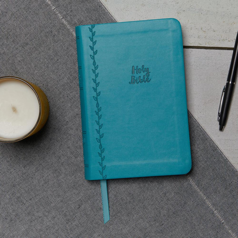 KJV, Value Thinline Bible, Large Print, Red Letter Edition, Comfort Print – Leathersoft™ Large Print, Teal, product view 2