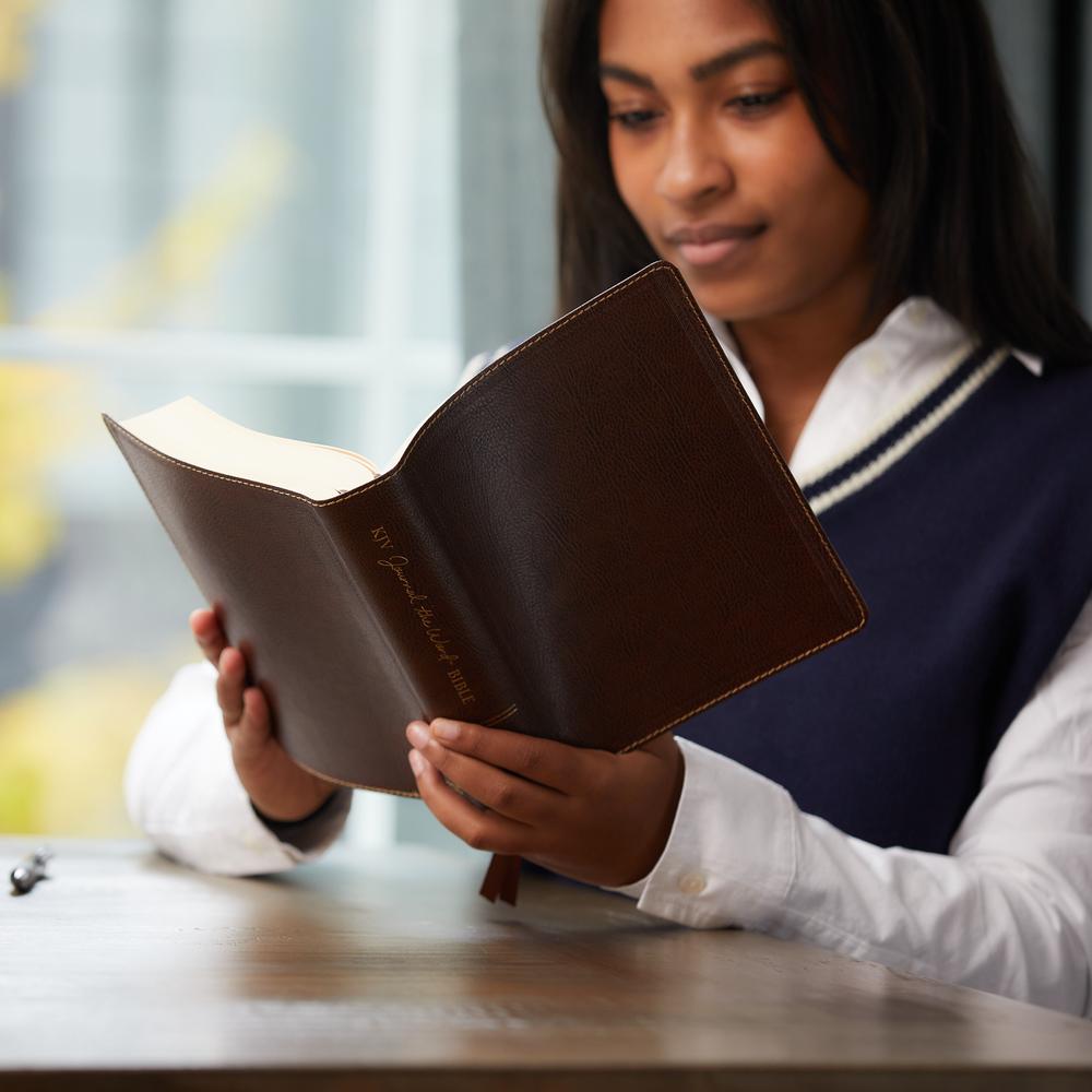KJV, Journal the Word Bible, Red Letter Edition, Comfort Print – Bonded Leather, Brown by HarperCollins, product view 2