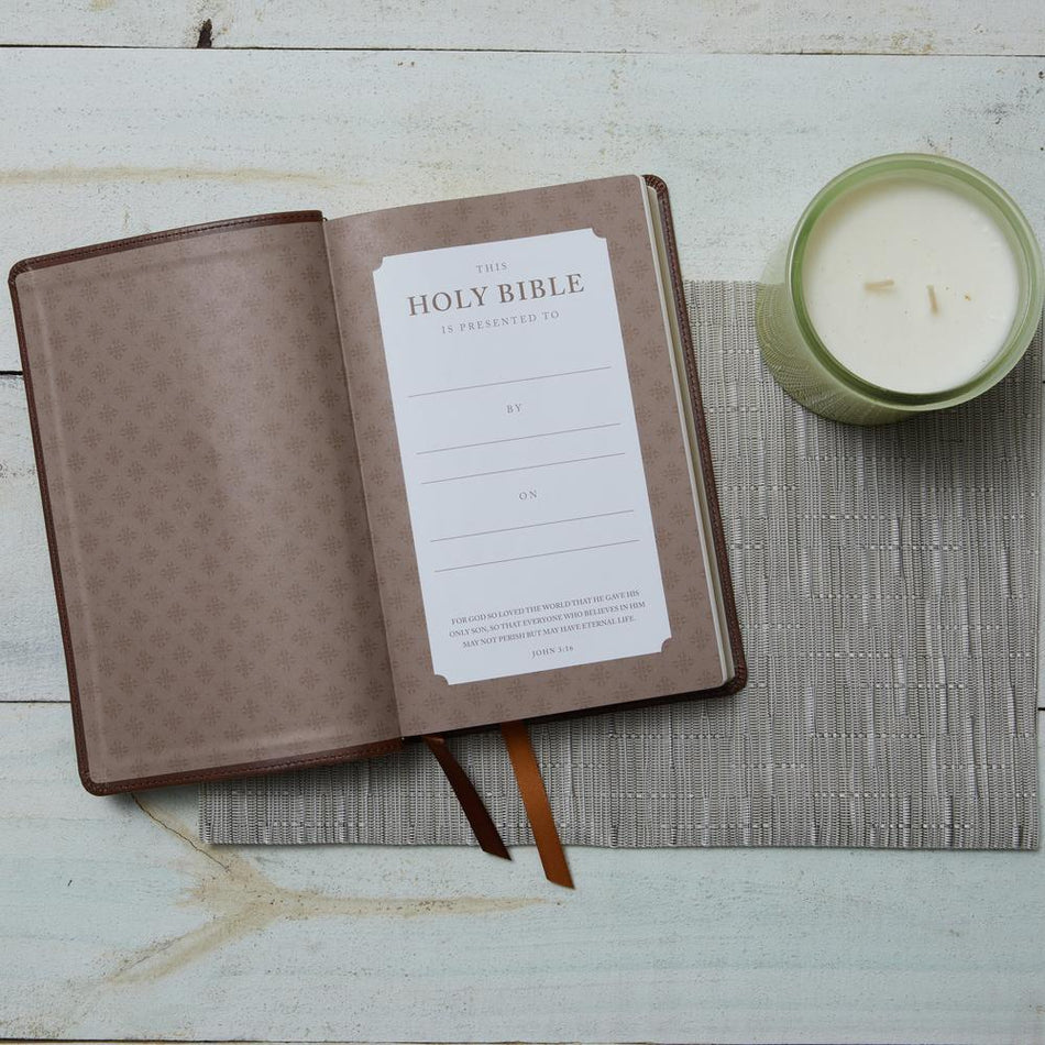 NRSV Catholic Edition Gift Bible, White Leathersoft, product view 2