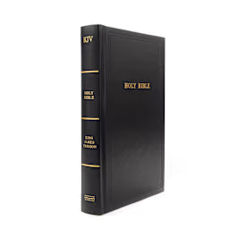 KJV Pew Bible, Black Hardcover: Holy Bible