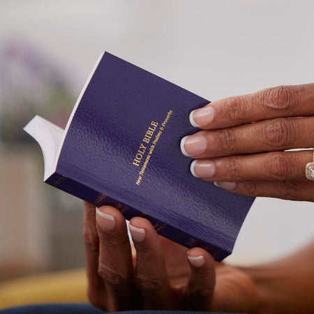 KJV Holy Bible: Pocket New Testament with Psalms and Proverbs, Purple Softcover, Red Letter, Comfort Print, product view 4