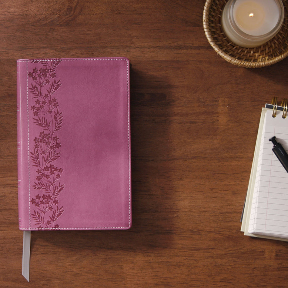 NKJV Personal Size Large Print Bible with 43,000 Cross References, Pink Leathersoft, Red Letter, Comfort, product view 2
