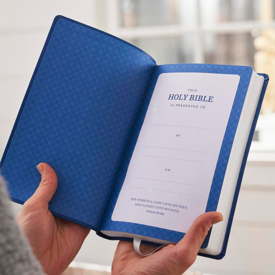 KJV Holy Bible, Value Ultra Thinline, Red Letter, Comfort Print – Leathersoft™, Blue by HarperCollins, product view 2