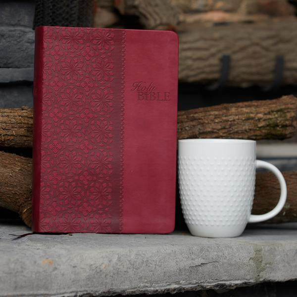 KJV Study Bible, Large Print, Red Letter Edition: Second Edition – Leathersoft™, Cranberry by HarperCollins, product view 2